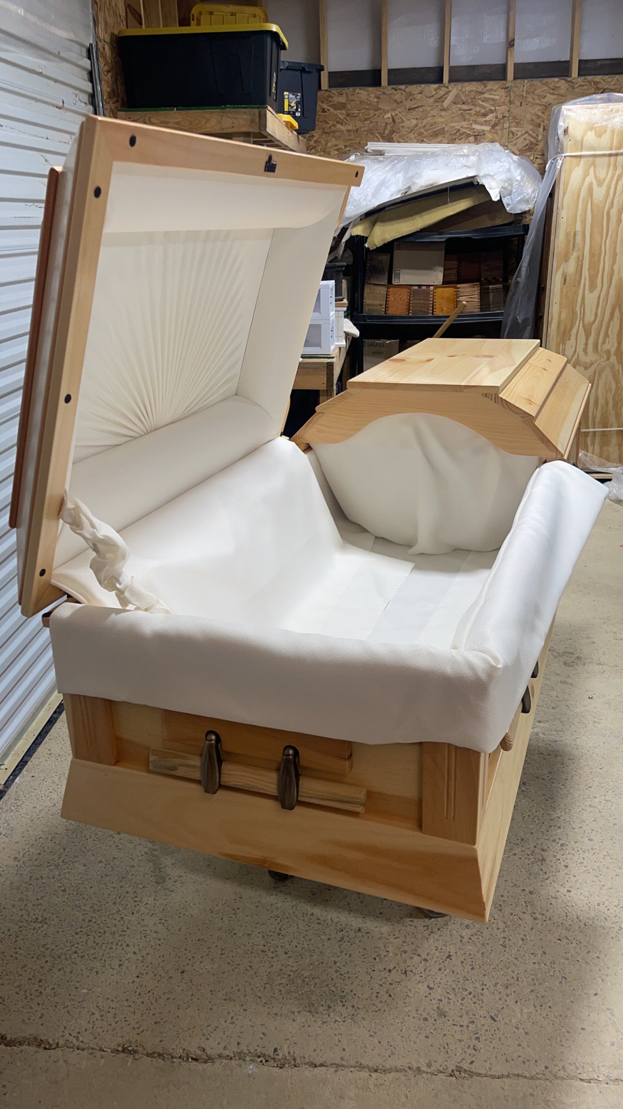 Amish Plain Pine Box Casket